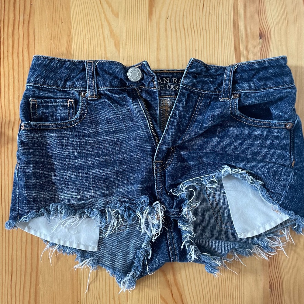 American Eagle Denim Cutoff hi-rise festival Shorts Size 00